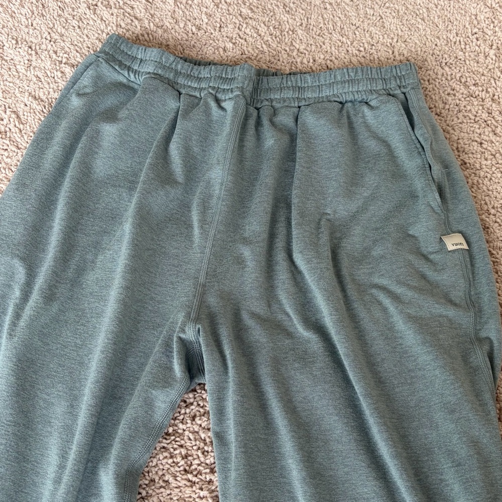 Vuori Women’s Boyfriend Dream Knit Jogger Pants Size M Laurel Heather - Picture 6 of 14